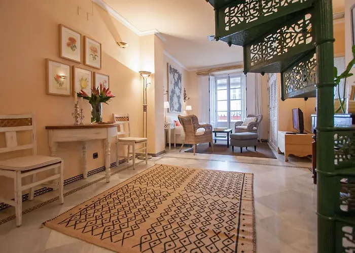 Botanic Duplex Terrace 5 Pax Apartment